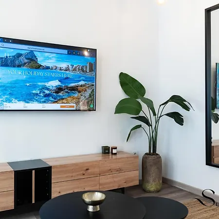 Perfect Stylish 1 Bedroom Getaway Apartment Torremolinos