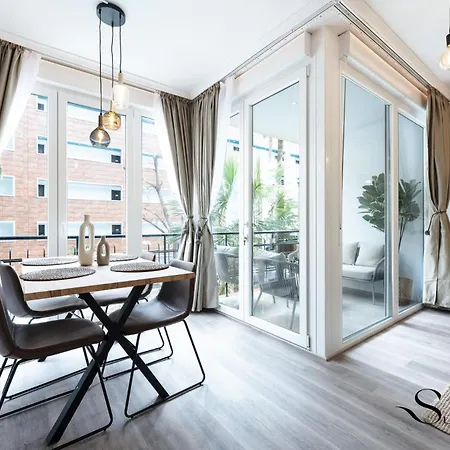 Perfect Stylish 1 Bedroom Getaway Apartment Torremolinos